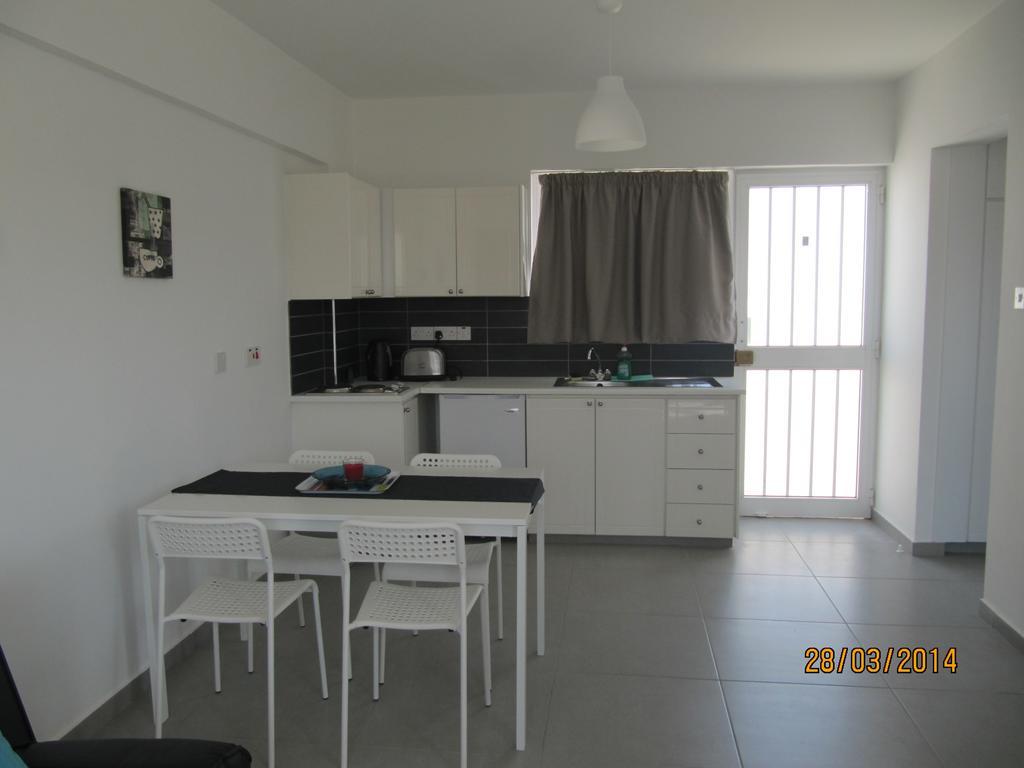 Sunny Holiday Apartments Protaras Esterno foto